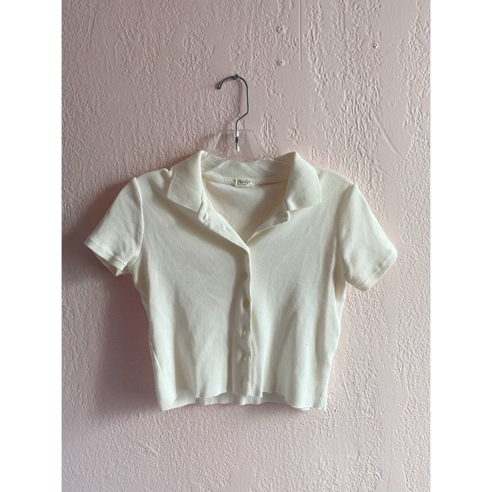 Brandy Melville Off White Collared Crop Top